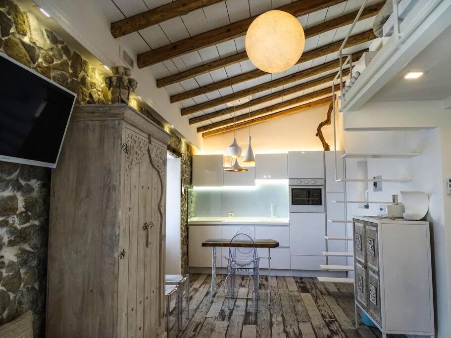체팔루 Casa Vela 빌라 외부 사진